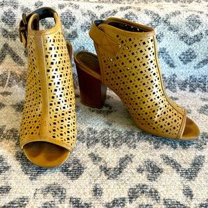 White Mountain heeled sandals with strap.